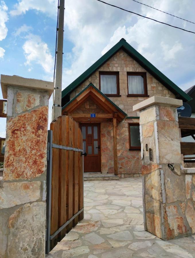 Mg Holiday home Zabljak (Zabljak)